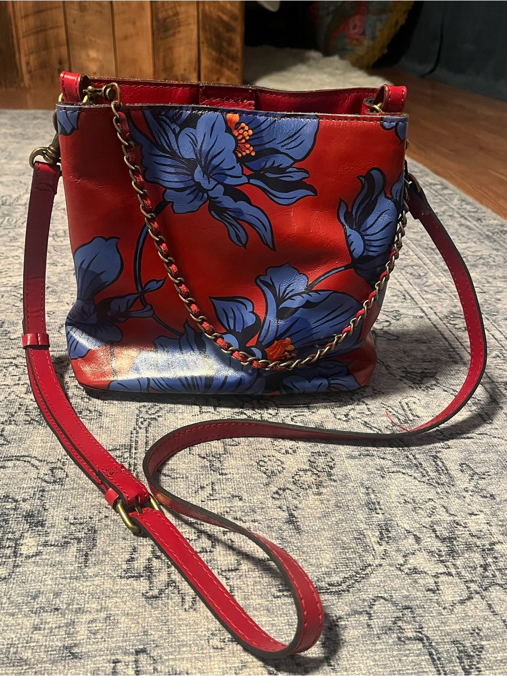 Patricia Nash Grecian Rose crossbody purse